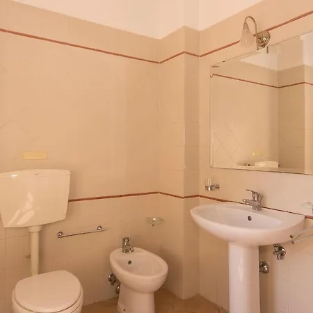 Casale Del Borgo 7 * Querce (Lucca)